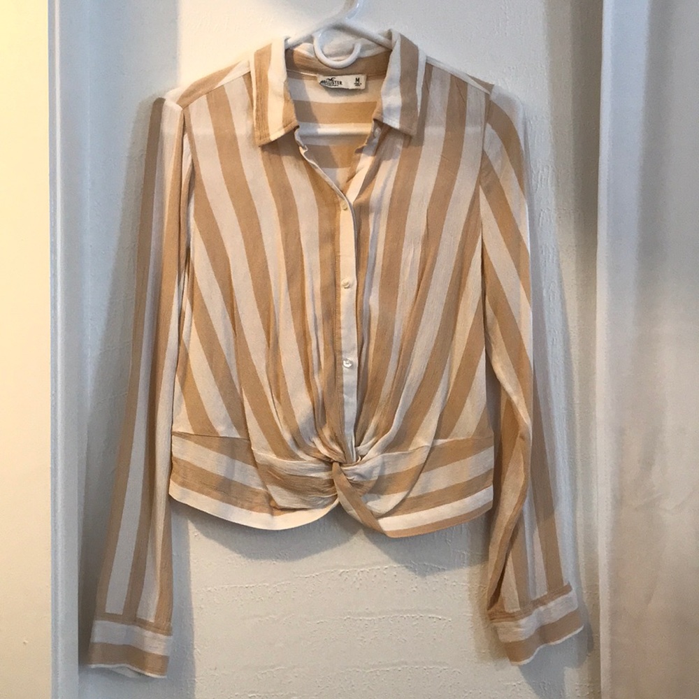 Hollister Long Sleeve Crop Button Up